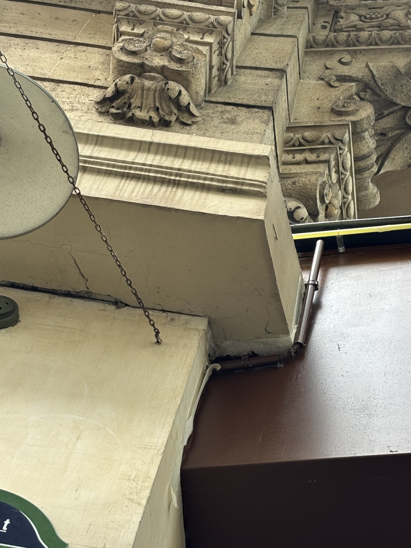 Rampes en néon pour façade de restaurant image 12