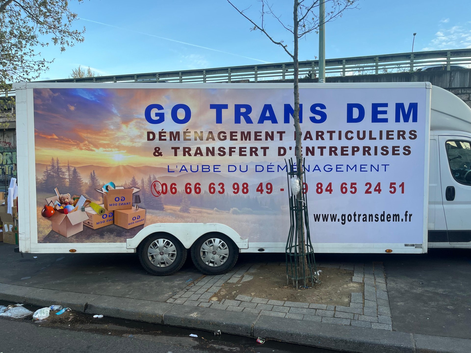 Flocage d’une publicité sur un camion image 1