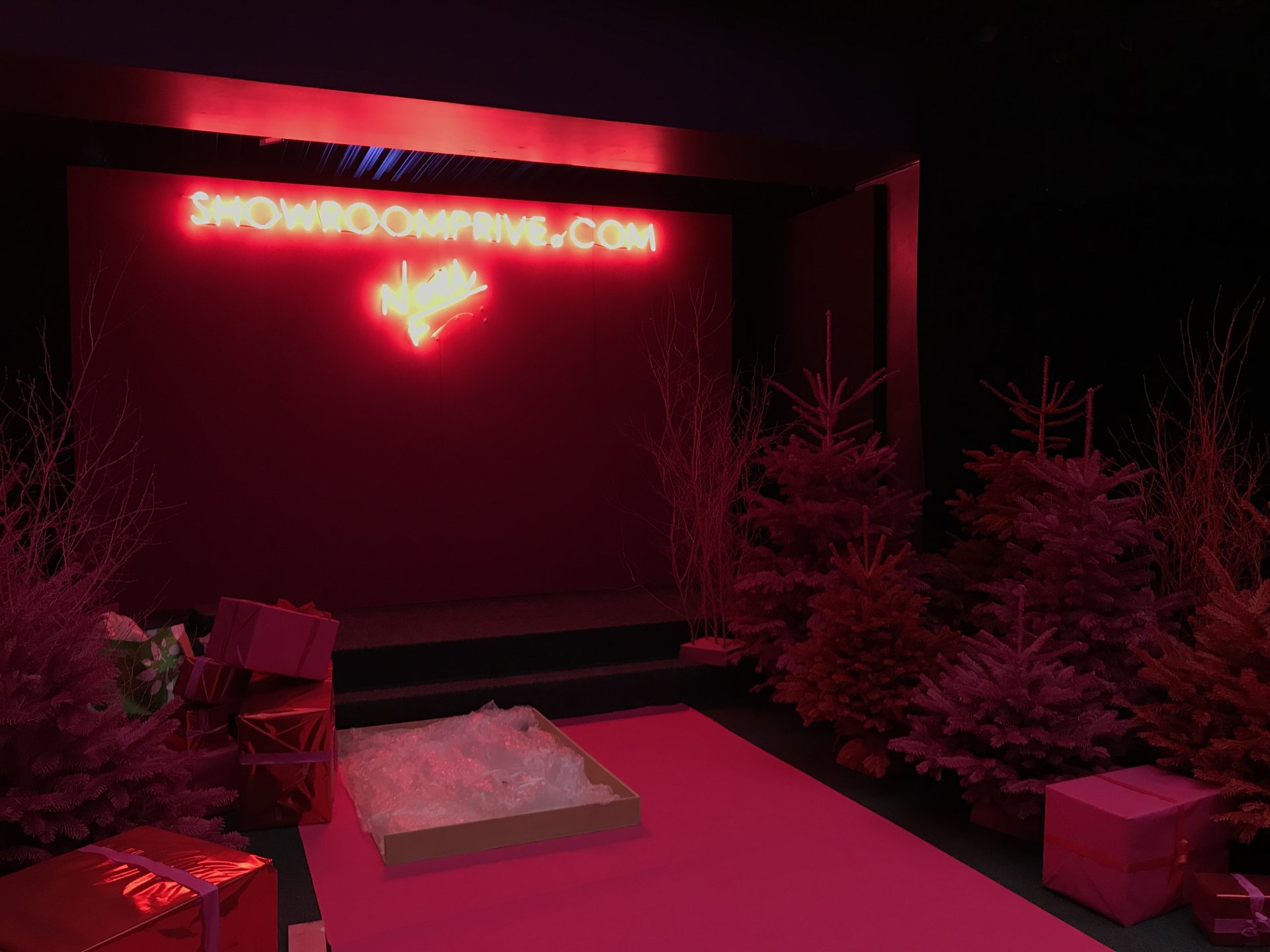 Fabrication d’un néon pour un événement de SHOWROOMPRIVÉ image 11