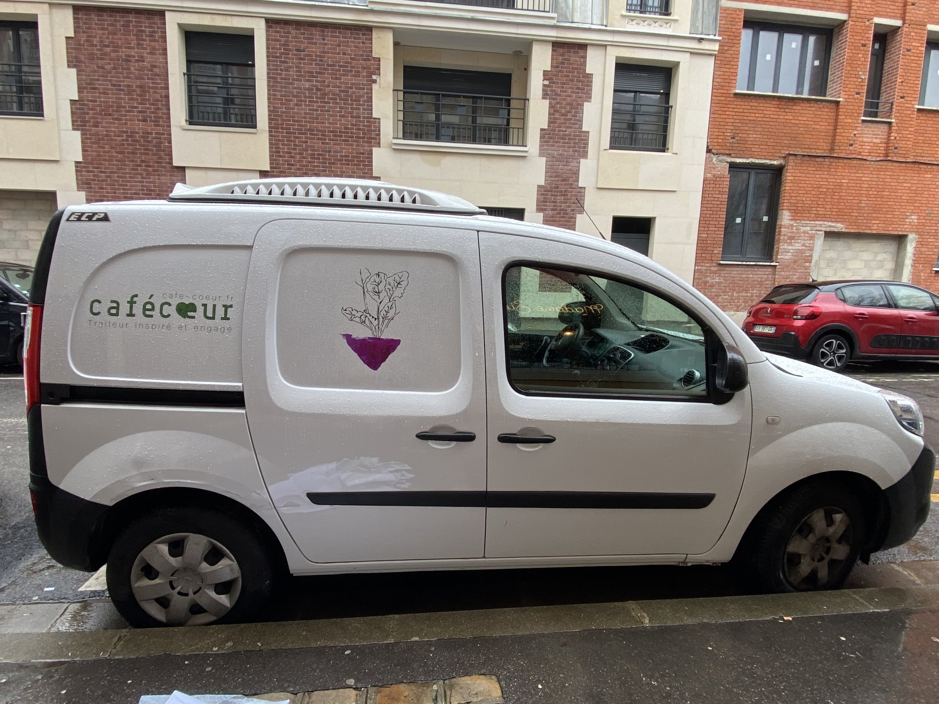 Publicité sur une camionnette restaurant image 4