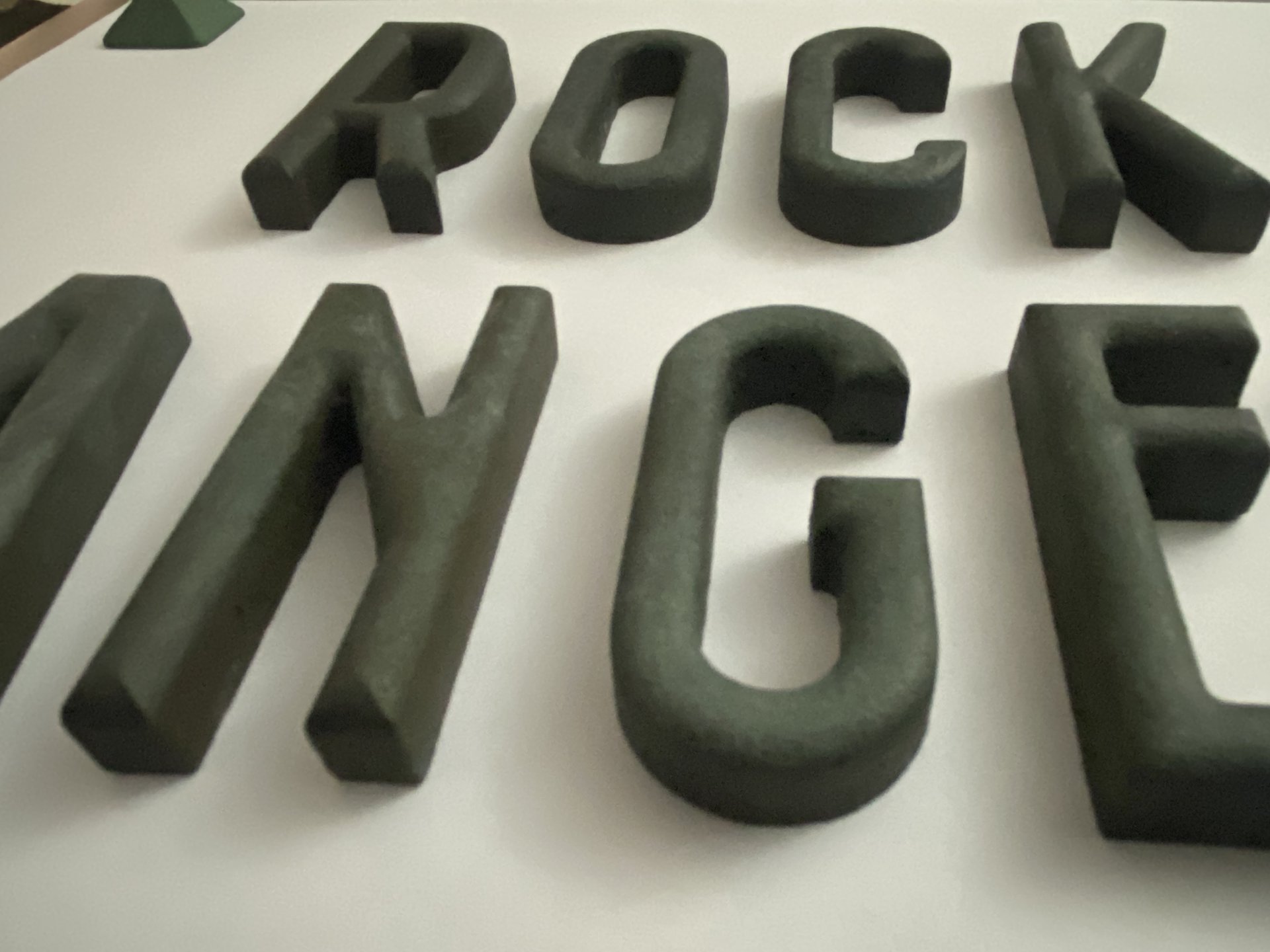 Lettres en bronze