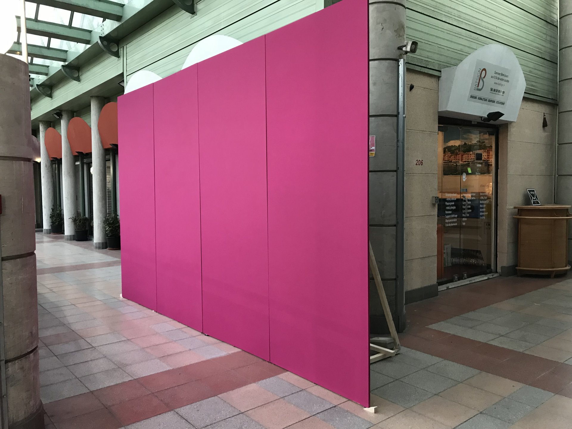 Fabrication d’un néon pour un événement de SHOWROOMPRIVÉ image 5