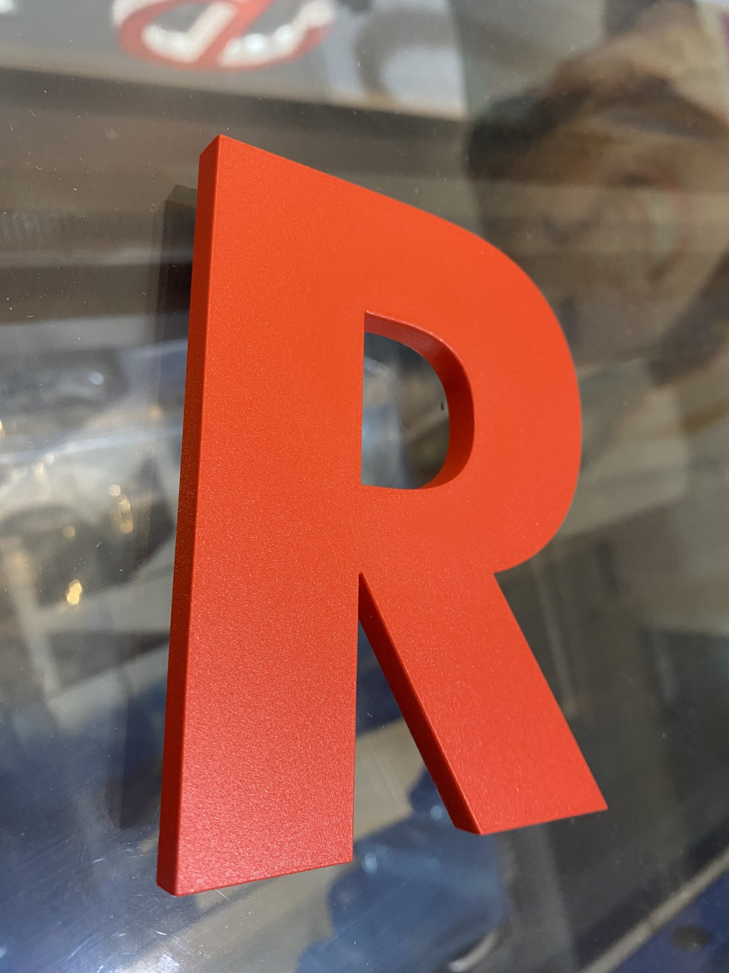 Logo MARNI en plexiglas peint image 4