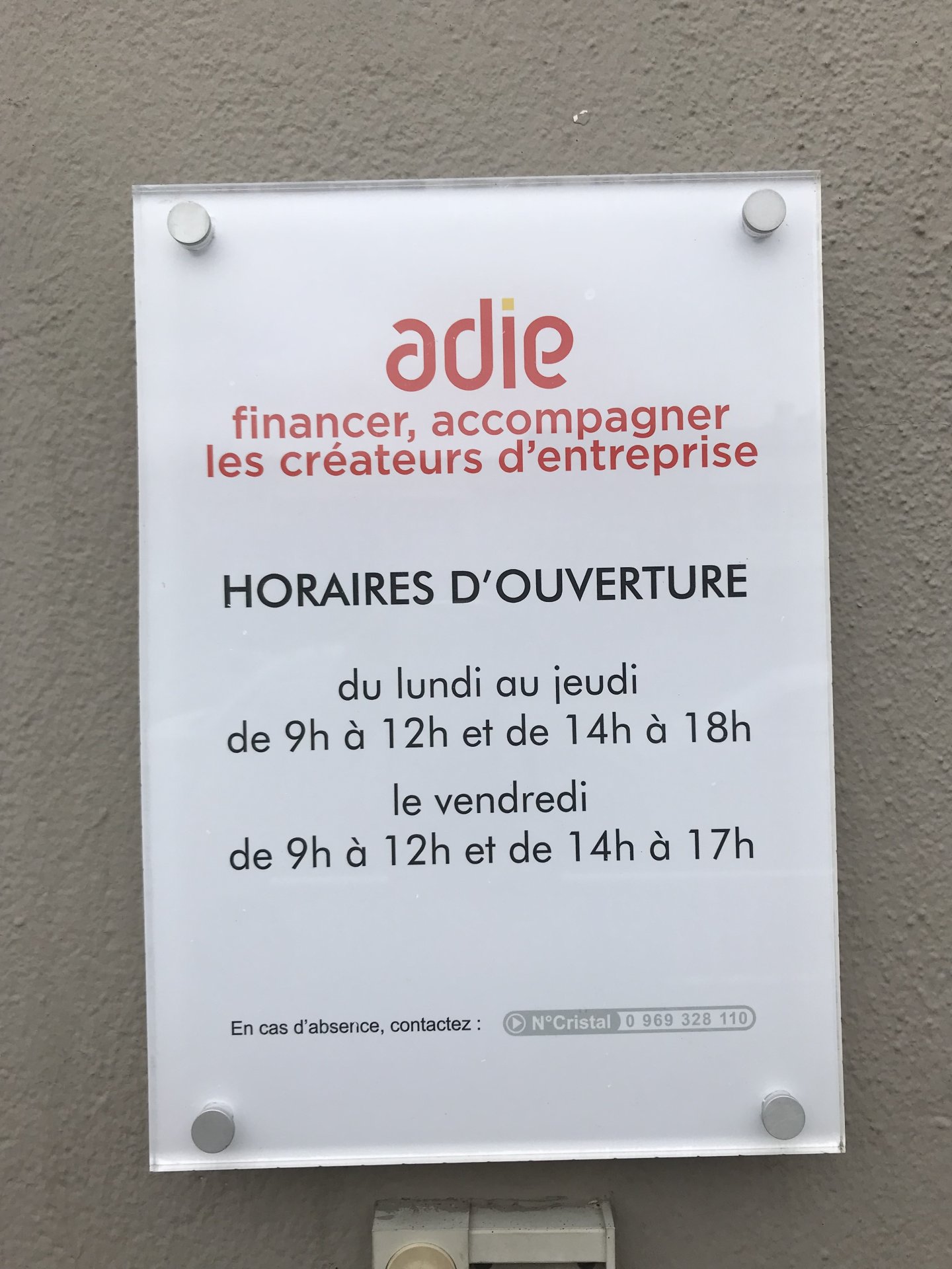 Plaque signalétique en plexiglas ADIE image 2