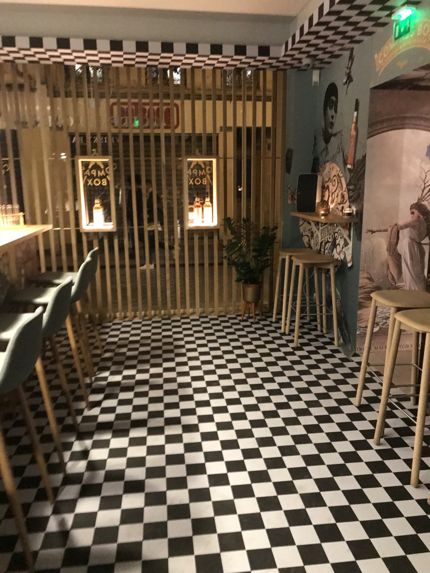 Décoration d’une boutique avec vinyle imprimé image 1